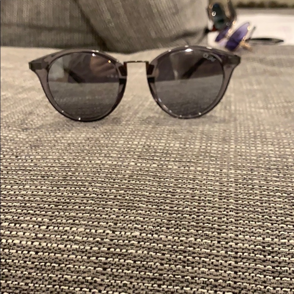 NWOT QUAY glasses